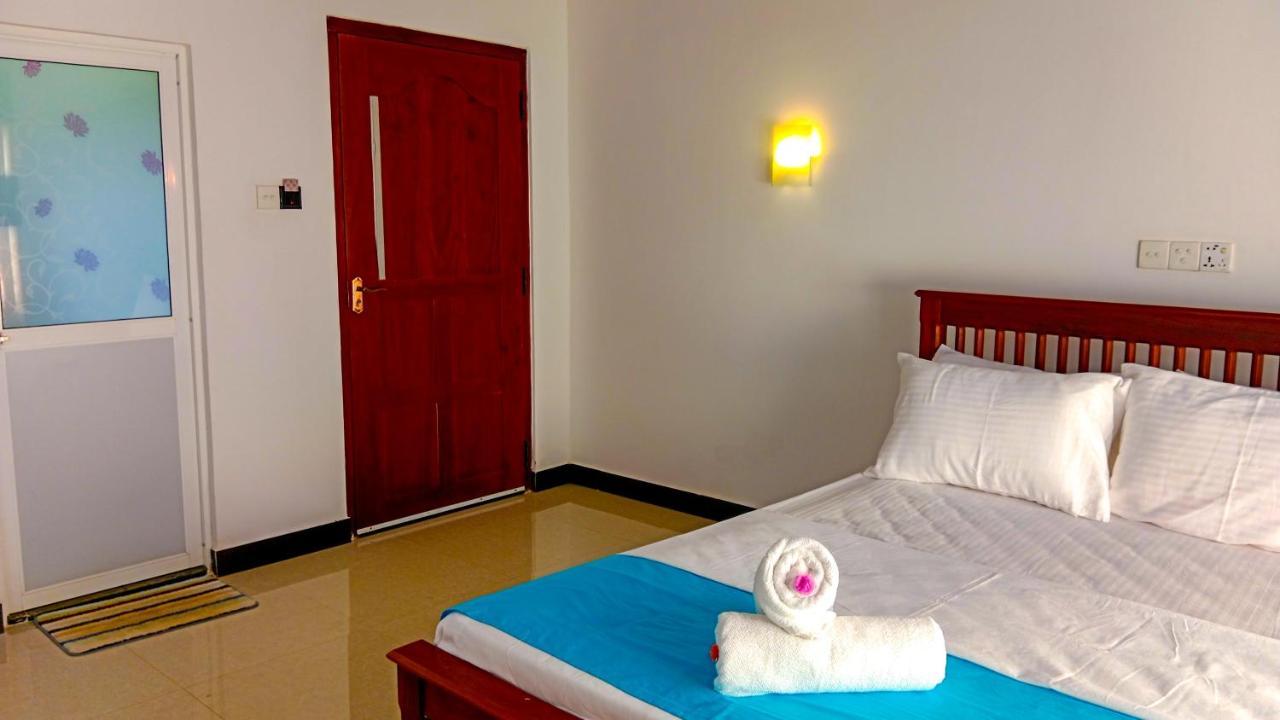 Ceylon Amigos Eco Resort 시기리야 외부 사진